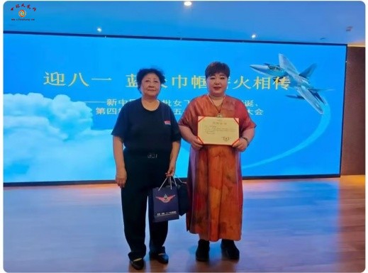 天津嘉艺阁书画院助力新中国第三、第四批女飞行员60、55周年华诞